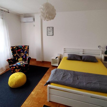 Five Apartment Belgrade Exterior photo